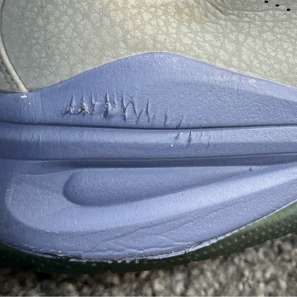 Clove Womens Gray Matter Nursing Shoe Size 10 Work Comfy Low Top Slip On - Picture 6 of 11